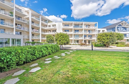 Plougonvelin Apartment | Apartment in France with Stunning Sea View