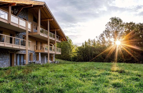 Abondance House | Apartment in France near Scenic Mountains