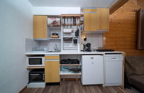 Allos Apartment | Apartment in French Alps near Ski Resort