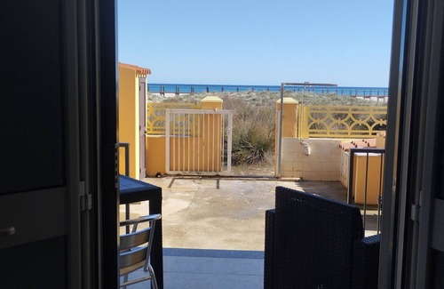 La Caletta Apartment | Apartment in front of the beach