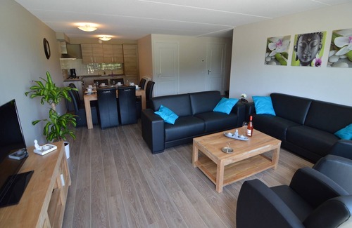 Haaksbergen Apartment | Apartment in Haaksbergen near forest