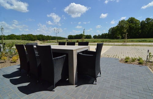 Haaksbergen Apartment | Apartment in Haaksbergen near forest