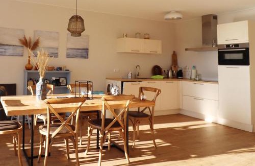 Heeg Apartment | Apartment in Heeg with Heegermeer Views