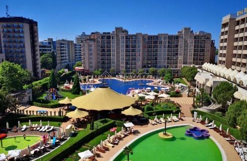 Sunny Beach Apartment | Apartment in Hotel Royal Beach 5 Pool View