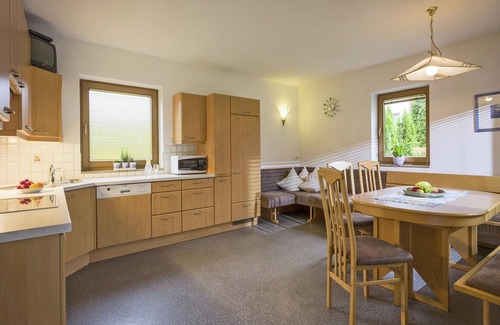 Kaltenbach Apartment | Apartment in Kaltenbach near Ski Lifts