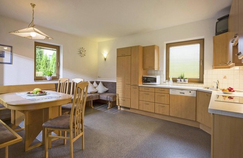 Kaltenbach Apartment | Apartment in Kaltenbach near Ski Lifts