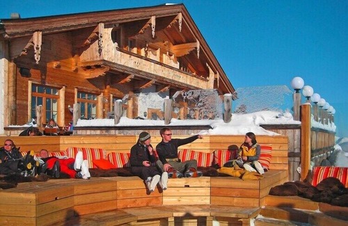 Kaltenbach Apartment | Apartment in Kaltenbach with Ski-In/Ski-Out