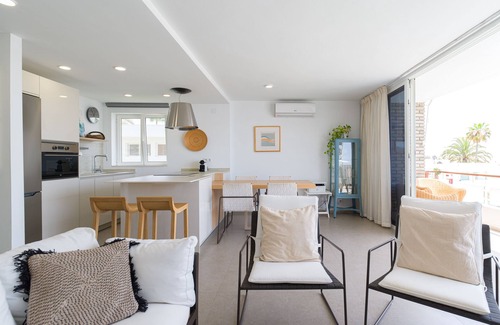 Meloneras Apartment | Apartment in Maspalomas 30 m away to the beach with views & private parking.