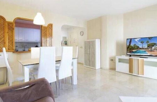 Las Lagunas Apartment | Apartment in Matchroom Club