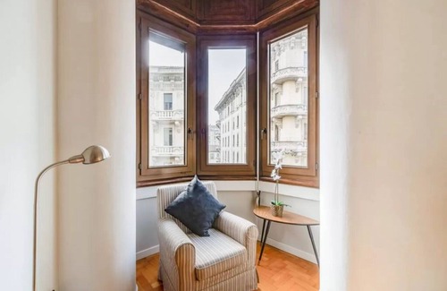 Tricolore Apartment | Apartment in Milan with 2 bedrooms sleeps 6