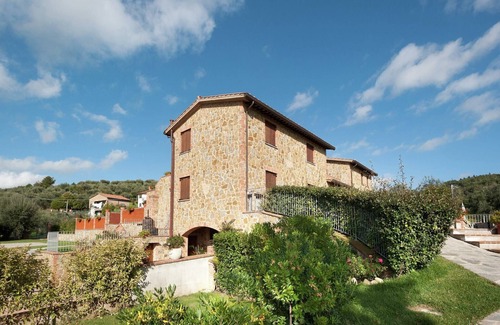 Monte del Lago Villa | Apartment in Monte del Lago near Lake Trasimeno