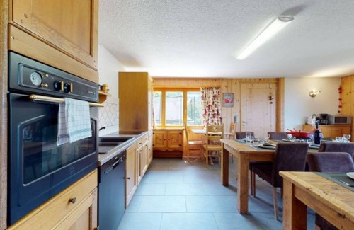 Saint-Pierre-de-Clages House | Apartment in Nendaz on ski slopes