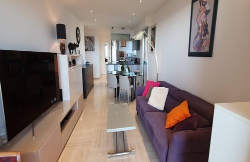 Fabron Villa | Apartment in Nice with Sea Views