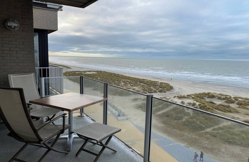 Nieuwpoort-Bad Apartment | Apartment in Nieuwpoort with Sea Views