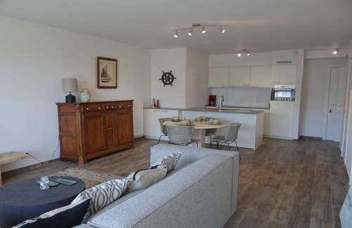 Nieuwpoort Apartment | Apartment in Nieuwpoort near the Harbor Channel