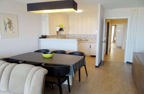 Nieuwpoort-aan-Zee Apartment | Apartment in Nieuwpoort near Sandy Beaches