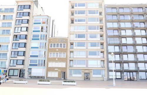 Nieuwpoort-Bad Apartment | Apartment in Nieuwpoort by the Beach