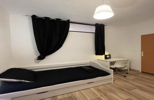 Noyen-sur-Sarthe Apartment | Apartment in Noyen near Le Mans Circuit