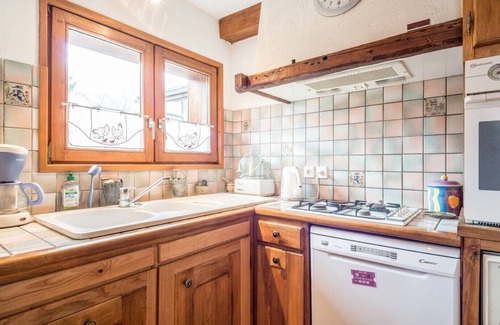 Servoz Apartment | Apartment in old chalet