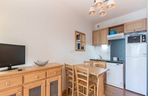 Orcieres-Merlette Apartment | Apartment in Orcières with Ski Slope Views