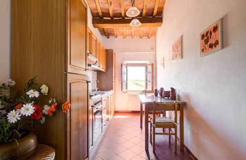 Peccioli Apartment | Apartment in Peccioli with Pool and Wine Tasting