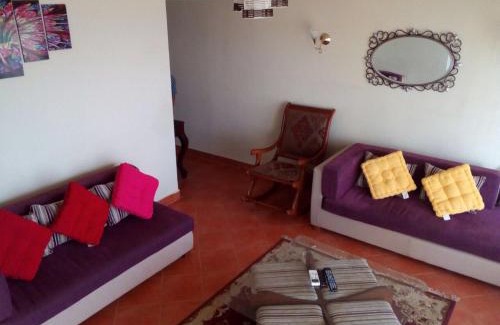 Ras Sudar Ski Chalet | Apartment in Porto Sokhna Pyramids for Families