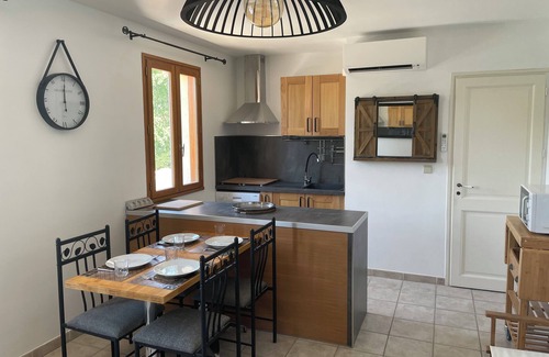 Tarascon Apartment | Apartment in provence near alpilles, camargue with private pool