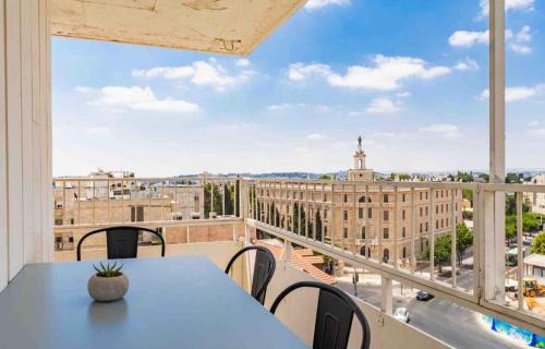 Jerusalem City Centre Apartment | Apartment in Rehavia Jerusalem