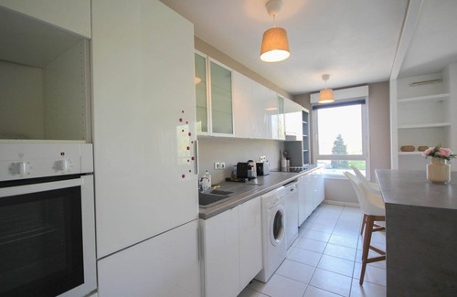 Lille Apartment | Apartment in residence with balcony and parking