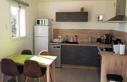 Pinarellu Apartment | Apartment in residence with swimming pool, janitor, 7 minutes walk from the beach