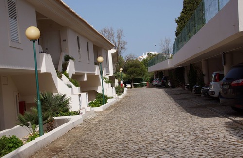 Alporchinhos Apartment | Apartment in resort 3* at 1mn to the beach - Algarve