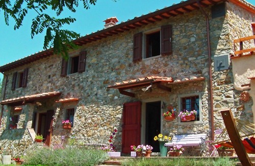 Castellaccio Apartment | Apartment in rustic sea view