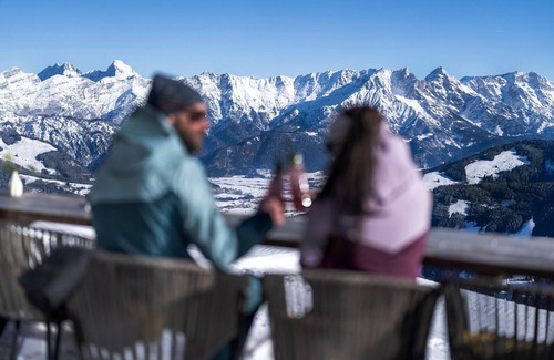 Saalfelden am Steinernen Meer Apartment | Apartment in Saalfelden near Ski Slopes