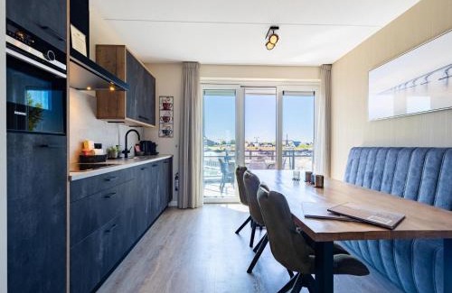 Sint-Annaland Apartment | Apartment in Sint-Annaland with Beach Access