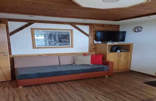 Unterlaengenfeld Apartment | Apartment in Ski Paradise near Trails