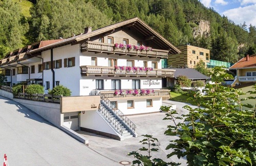 Soelden Apartment | Apartment in Sölden with a ski storage