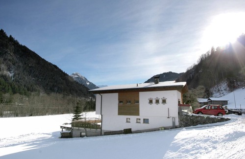 Sankt Gallenkirch Apartment | Apartment in St. Gallenkirch near Ski Slopes