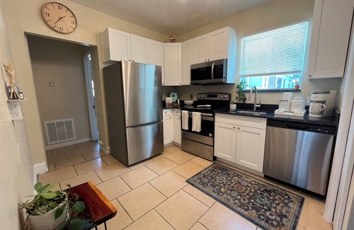Historic Uptown Apartment | Apartment in St. Petersburg - Minutes from Downtown