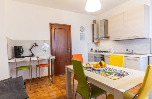 Taormina Apartment | Apartment in Taormina with parking space - just 850m from the center!