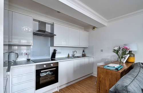 Tenby Apartment | Apartment in Tenby near South Beach