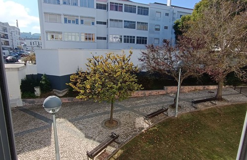 Setubal Apartment | Apartment in the center of Palmela. Close to beaches and mountains!
