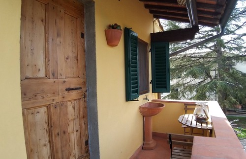 Florence Apartment | Apartment in the Florence hills