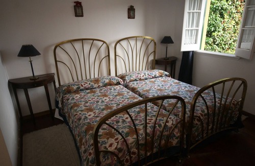 Furnas House | Apartment in the garden