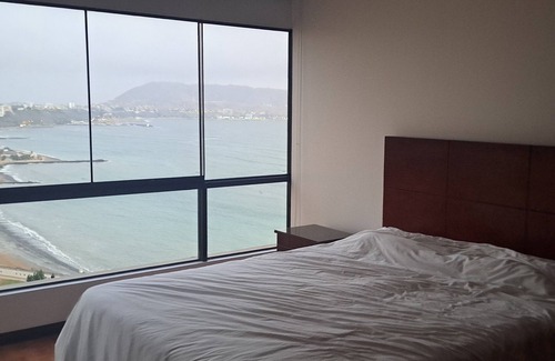 Chacarilla-Santa Cruz Apartment | Apartment in the heart of Lima & Miraflores. Best location, ocean & park view