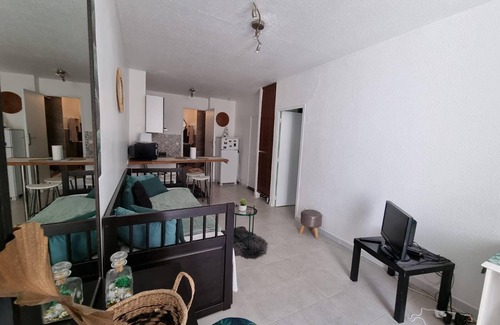 La Joliette Apartment | Apartment in the heart of the "panier", pedestrian zone, 5 minutes from the Old Port and Mucem