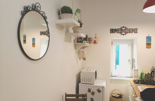 Quartieri Spagnoli Apartment | Apartment in the heart of the Spanish quarters. Ancient building modern comfort!