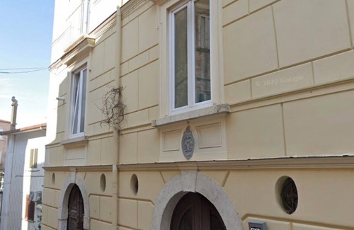 Caiazzo Apartment | Apartment in the historic center