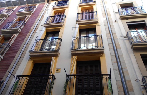 Old Town Apartment | Apartment in the old town of San Sebastian. Registration N: 01166