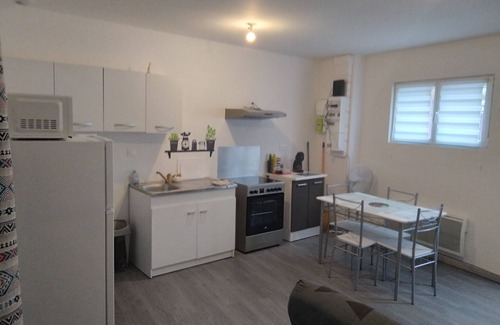 Mussidan Apartment | Apartment in the white Périgord