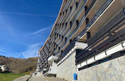 Tignes le Lac Apartment | Apartment in Tignes Le Lac with balcony, 2 bedrooms for 4 people